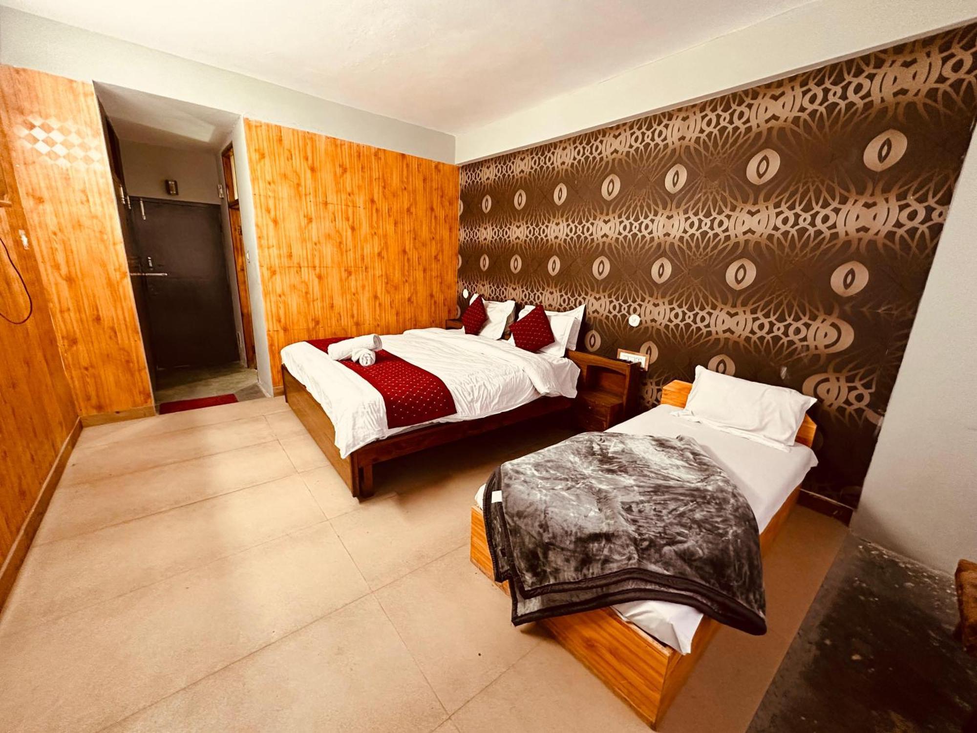 Hotel D Kanchan Manali المظهر الخارجي الصورة