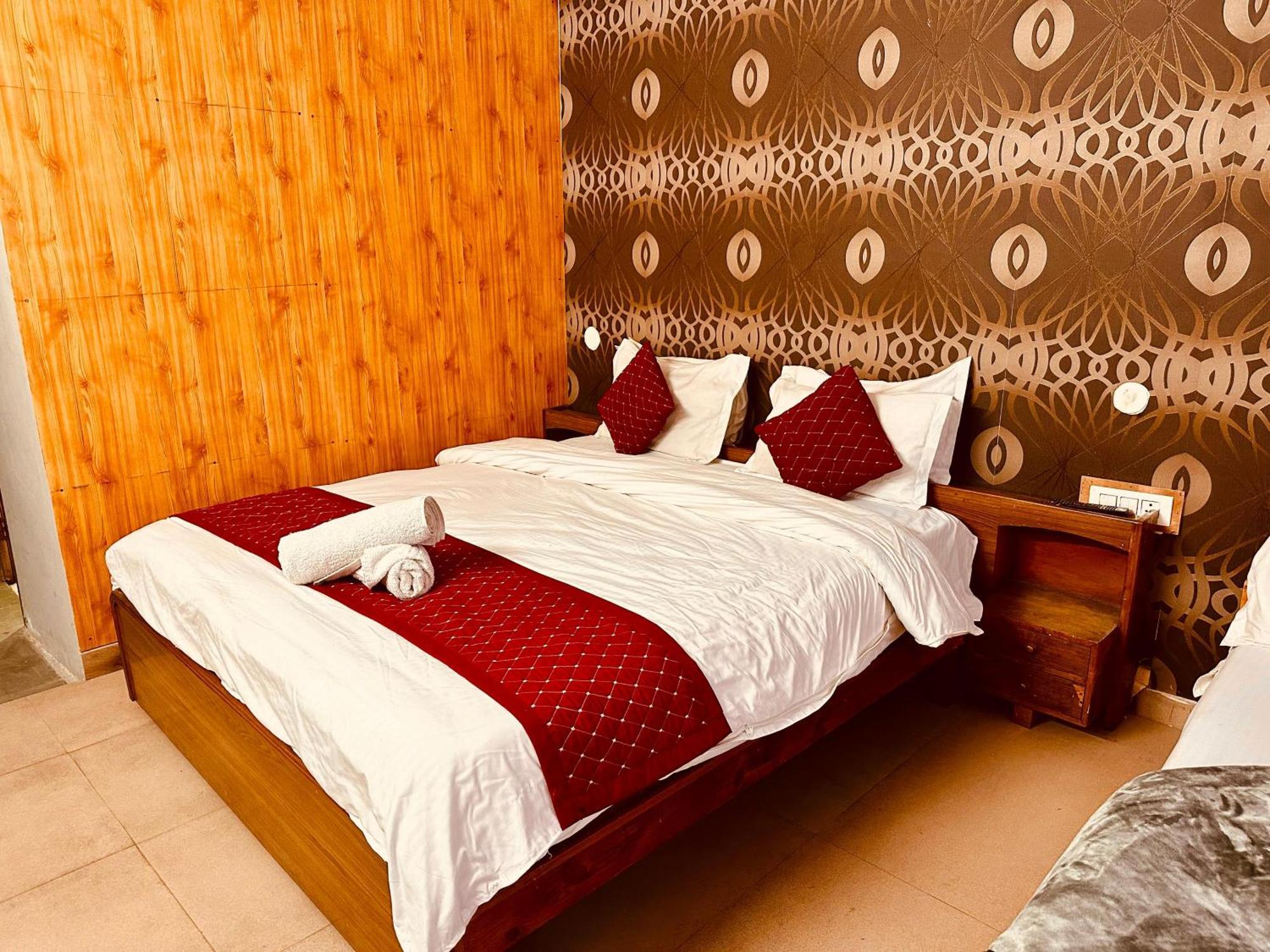 Hotel D Kanchan Manali المظهر الخارجي الصورة