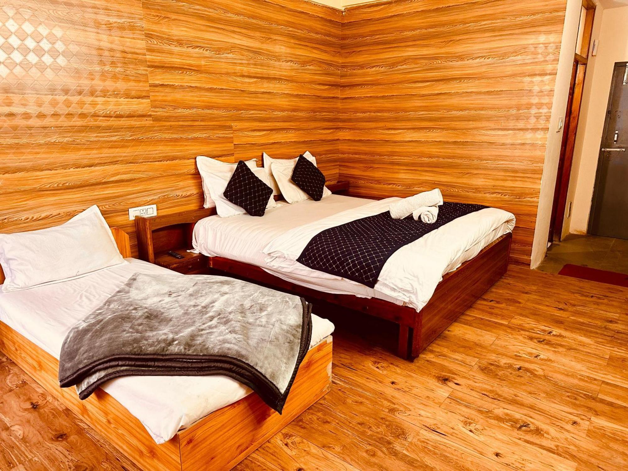 Hotel D Kanchan Manali المظهر الخارجي الصورة